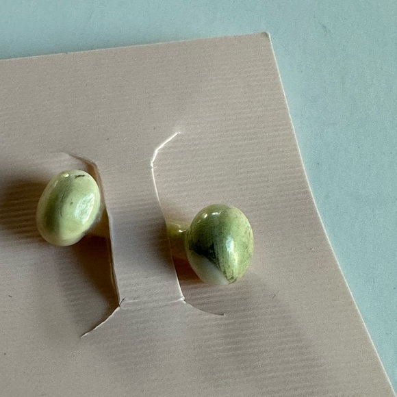 Vintage Selected Pearl bone shape cuff links - Picture 3 of 4